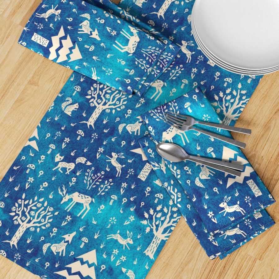 HOME_GOOD_TABLE_RUNNER