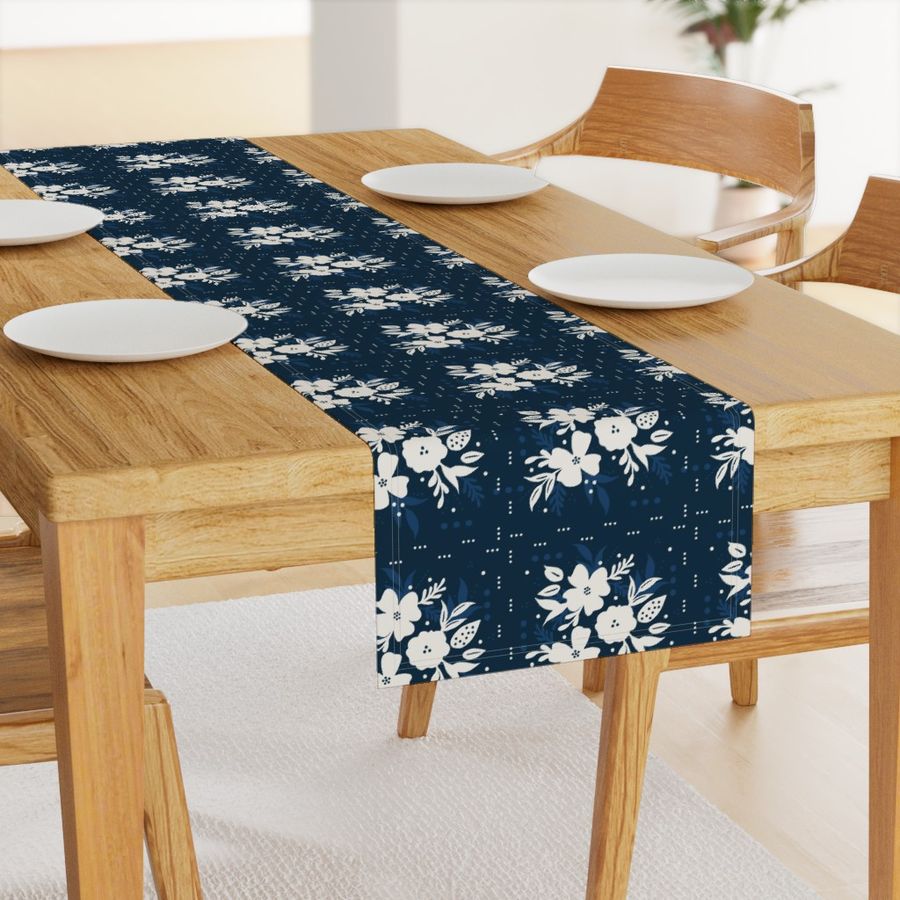 HOME_GOOD_TABLE_RUNNER