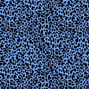 animal print - small scale periwinkle