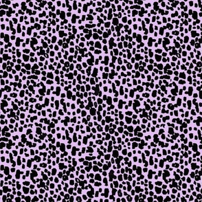 animal print - small scale lavender