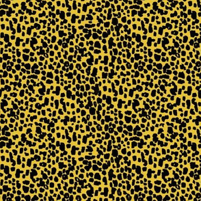 animal print - small scale mustard