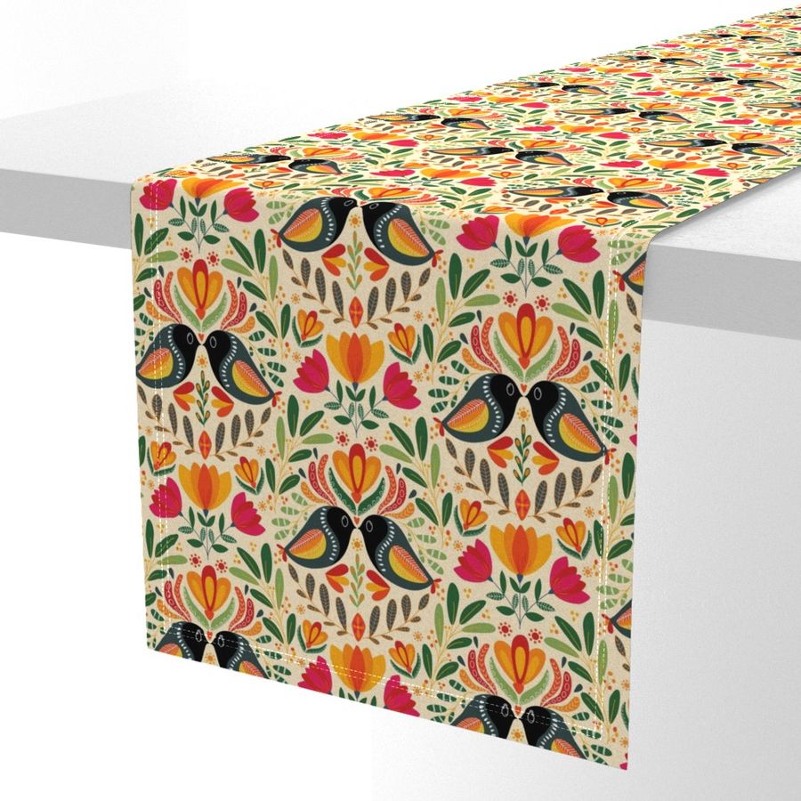 HOME_GOOD_TABLE_RUNNER