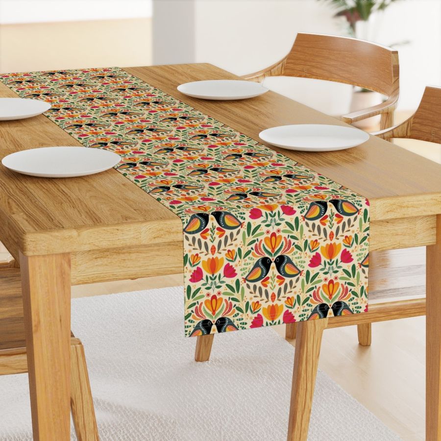 HOME_GOOD_TABLE_RUNNER