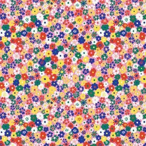 Smaller Scale - Ditsy Daisy Meadow in Mod Pink