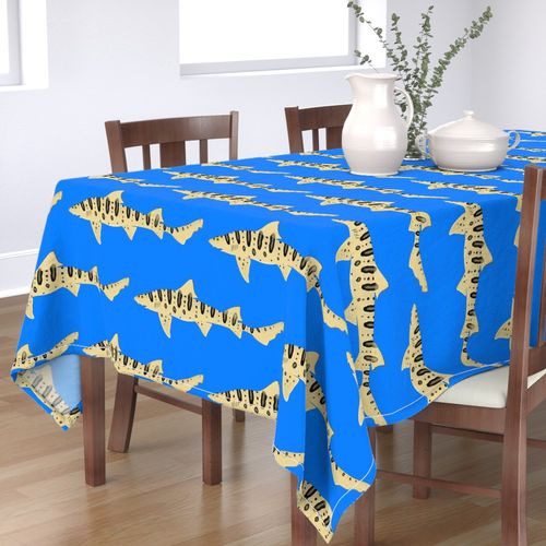 HOME_GOOD_RECTANGULAR_TABLE_CLOTH