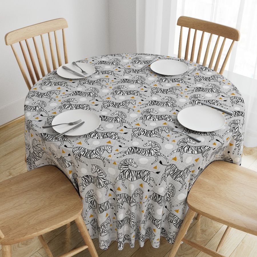 HOME_GOOD_ROUND_TABLE_CLOTH