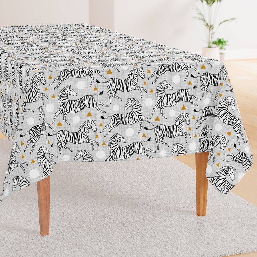 HOME_GOOD_RECTANGULAR_TABLE_CLOTH