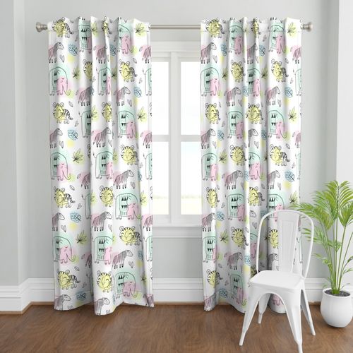 HOME_GOOD_CURTAIN_PANEL