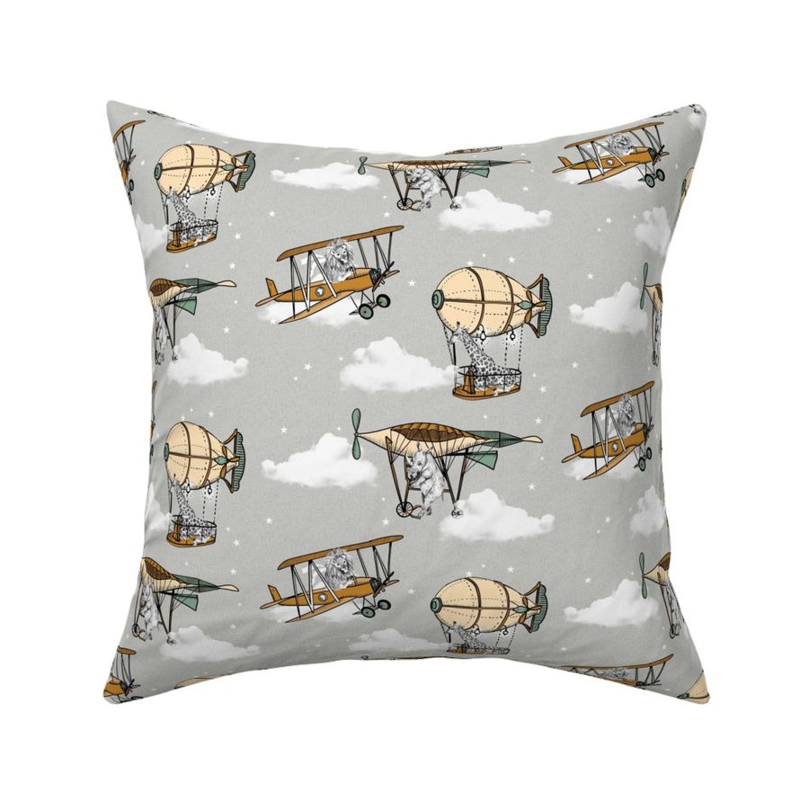 HOME_GOOD_SQUARE_THROW_PILLOW