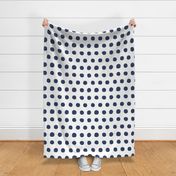 Jumbo Dots in navy/white