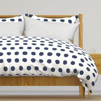 Jumbo Dots in navy/white