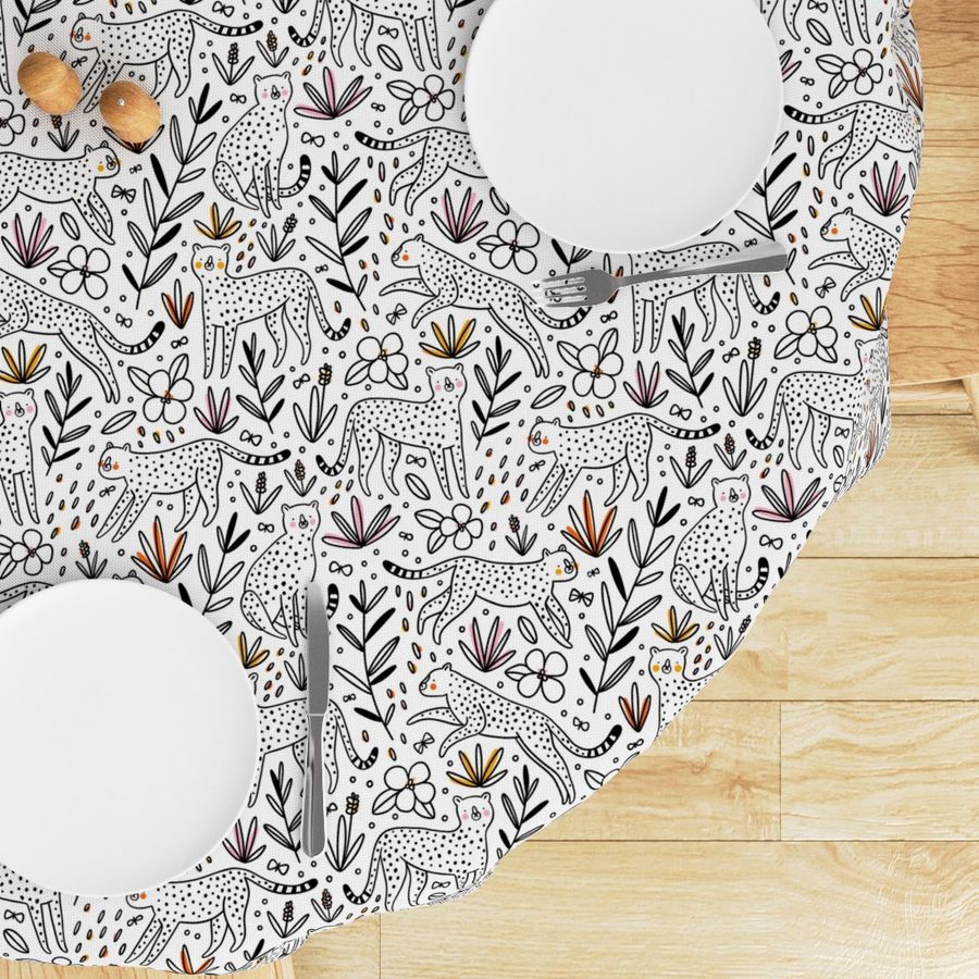 HOME_GOOD_ROUND_TABLE_CLOTH