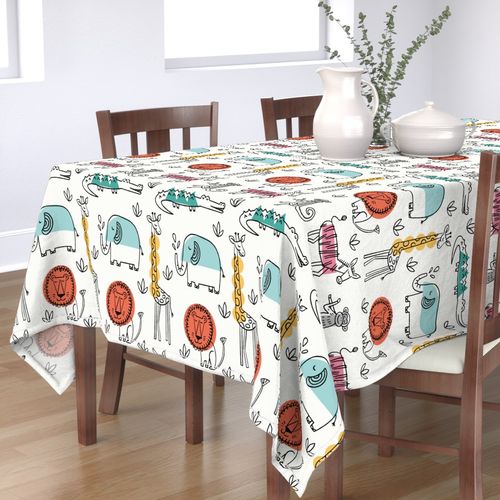 HOME_GOOD_RECTANGULAR_TABLE_CLOTH