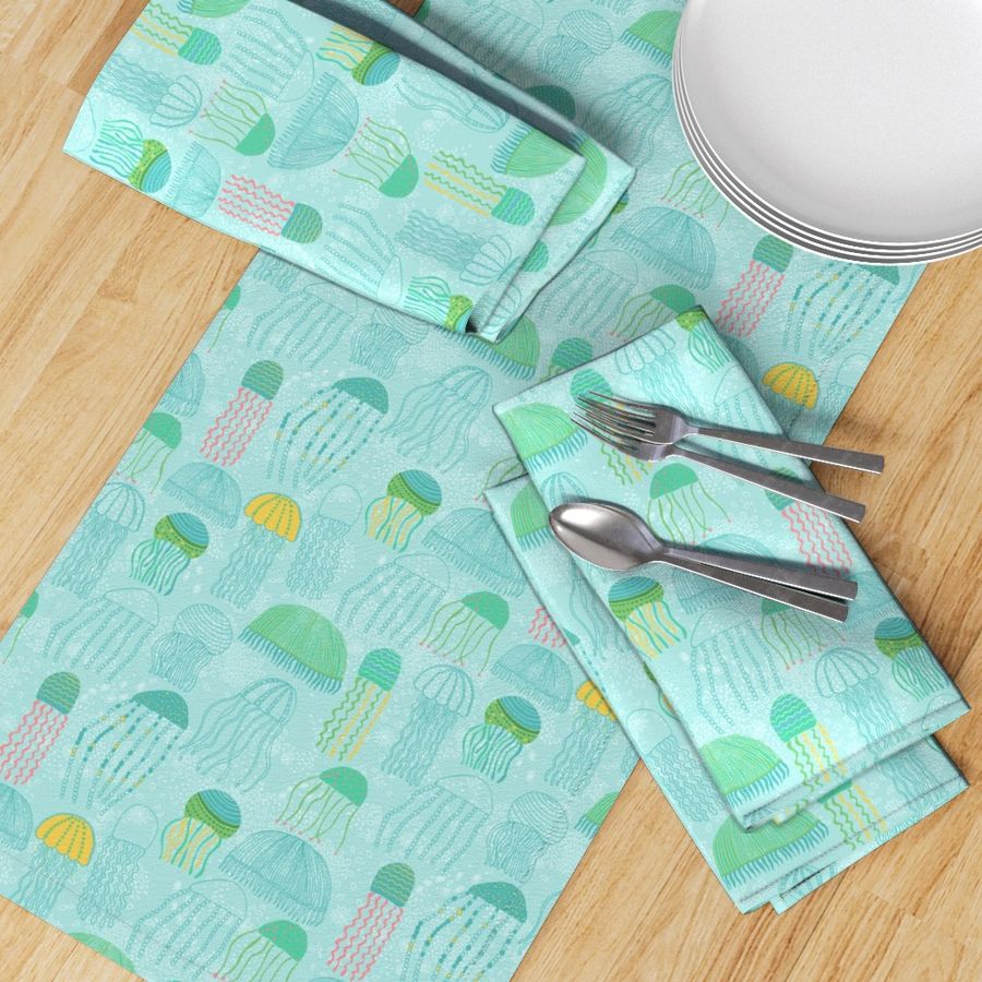 HOME_GOOD_TABLE_RUNNER