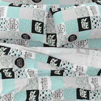 Grandma Bear//Mint - Wholecloth Cheater Quilt - Rotated