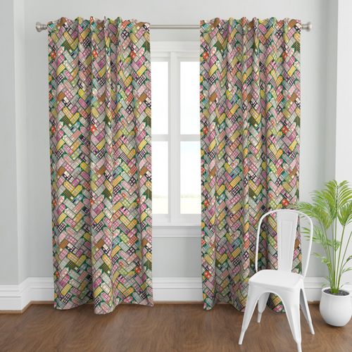 HOME_GOOD_CURTAIN_PANEL