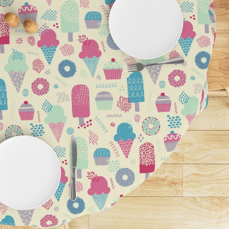 HOME_GOOD_ROUND_TABLE_CLOTH