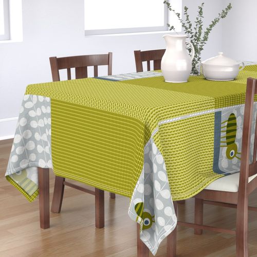 HOME_GOOD_RECTANGULAR_TABLE_CLOTH