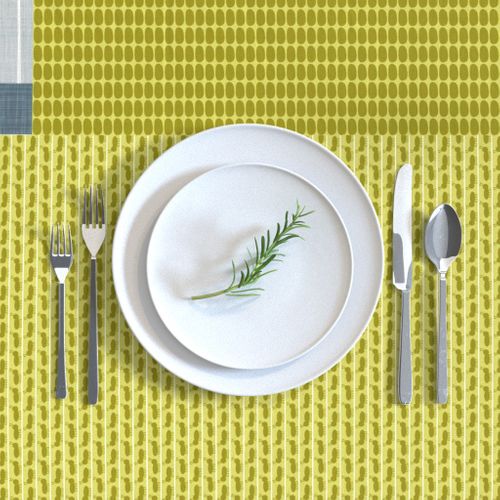 HOME_GOOD_RECTANGULAR_TABLE_CLOTH