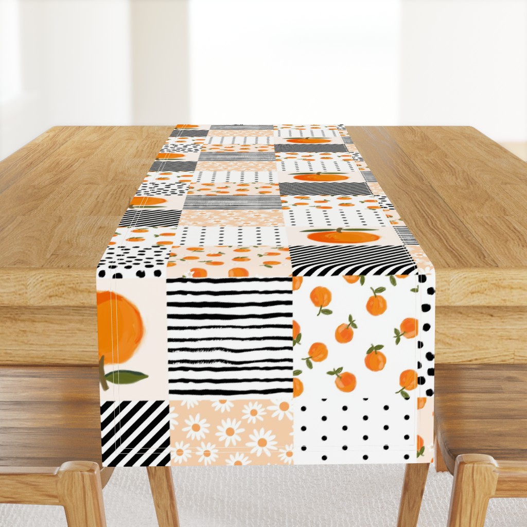 oranges quilt fabric - bw - cheater quilt, patchwork