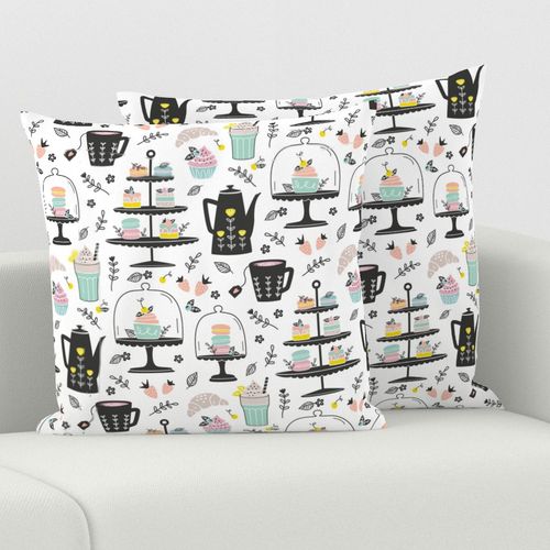 HOME_GOOD_SQUARE_THROW_PILLOW