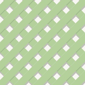 Trelliage SOFT GREEN DIAGONAL TRELLIS