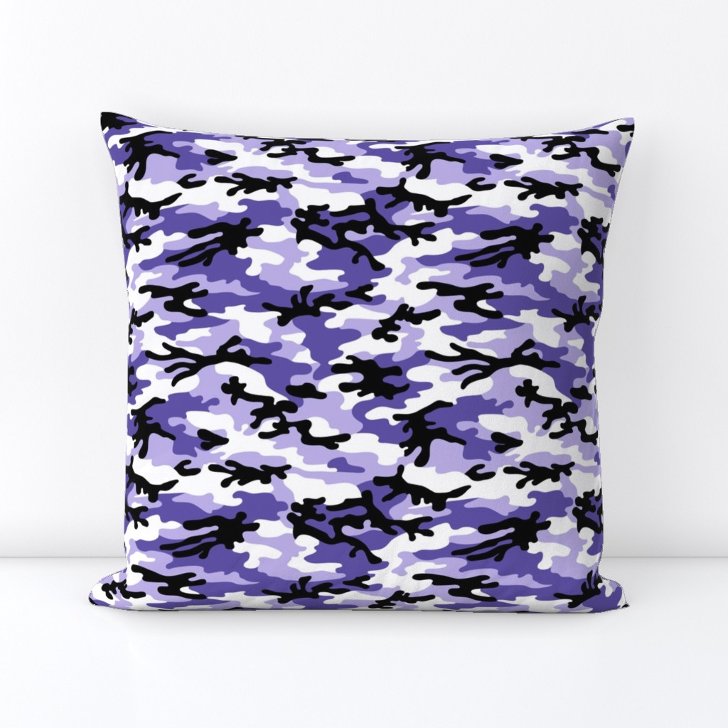 Medium  Scale / Camouflage / Purple Lavender White Black