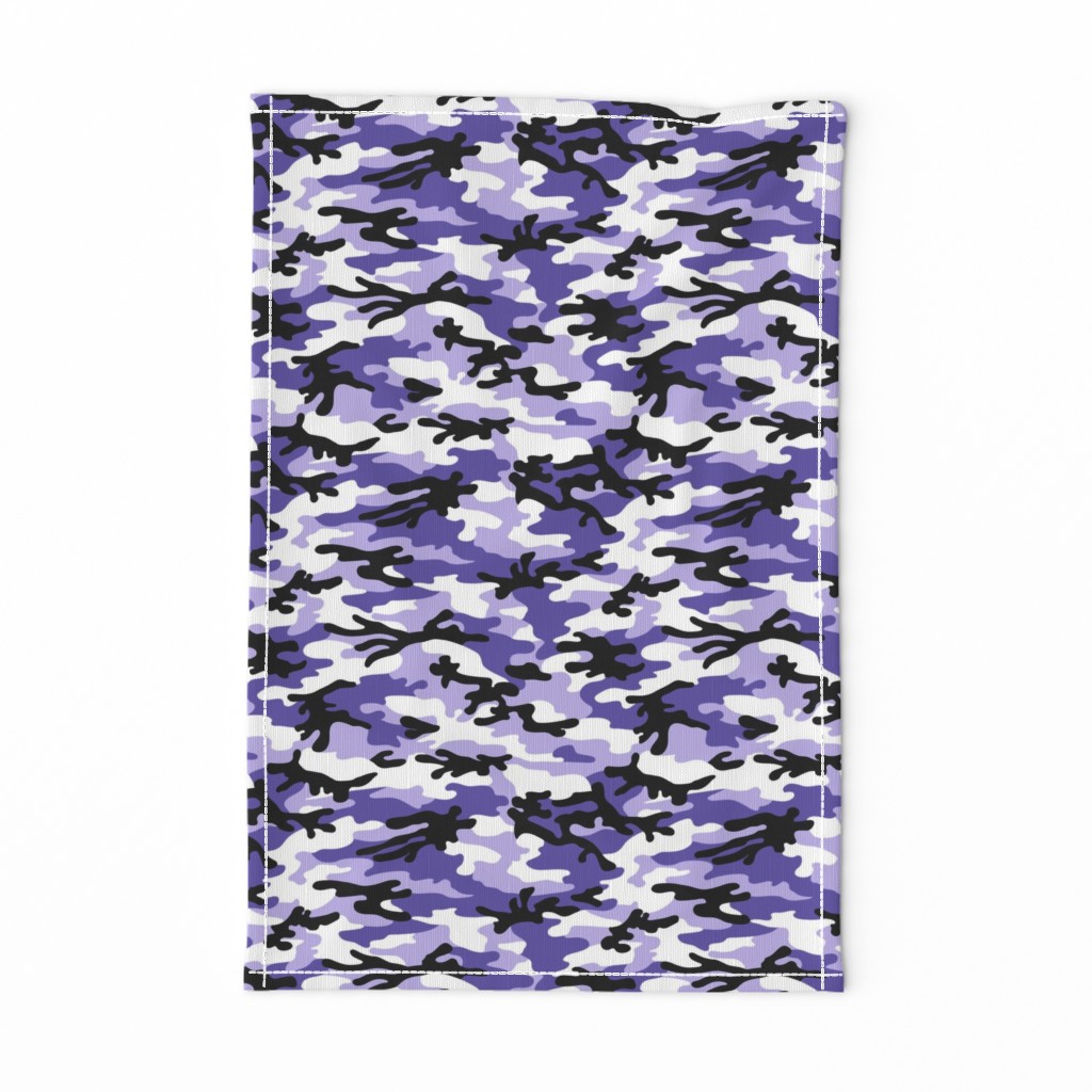 Medium  Scale / Camouflage / Purple Lavender White Black