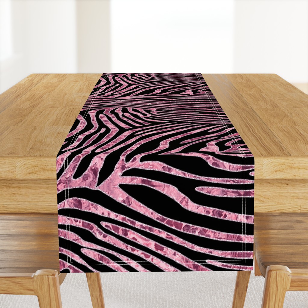 TIGER STRIPES WITH PINK ROSE 40