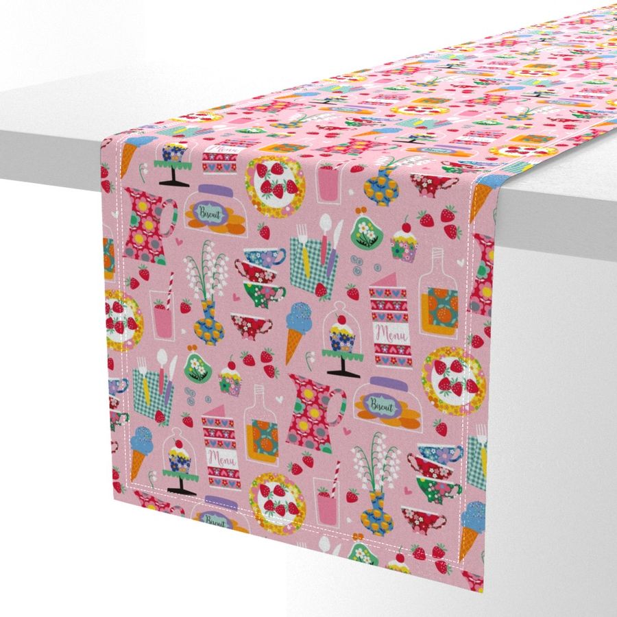 HOME_GOOD_TABLE_RUNNER