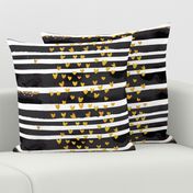 cestlaviv_Black Stripe Gold Hearts