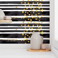 cestlaviv_Black Stripe Gold Hearts