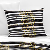 cestlaviv_Black Stripe Gold Hearts